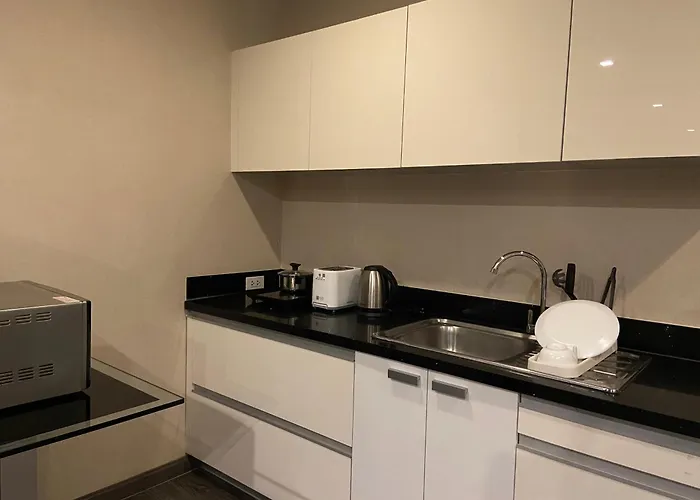 Spacious Apartment Bts Thonglor Sukhumvit 36